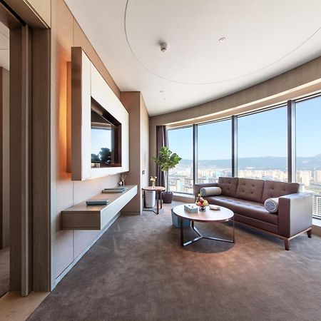 Kunming Huiyue Wyndham Hotel エクステリア 写真