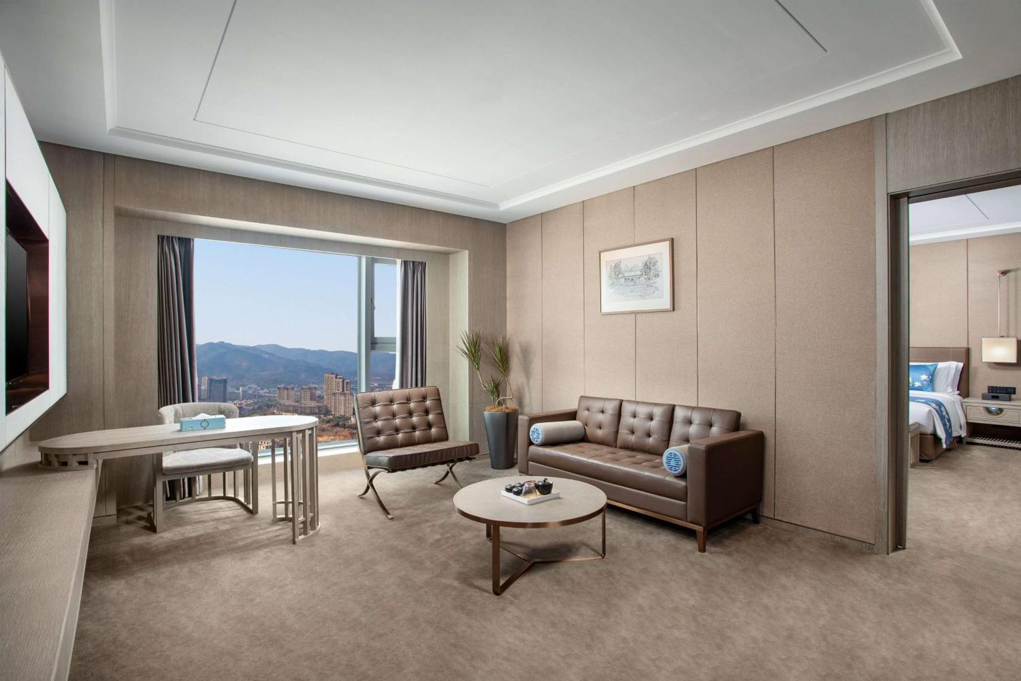 Kunming Huiyue Wyndham Hotel エクステリア 写真