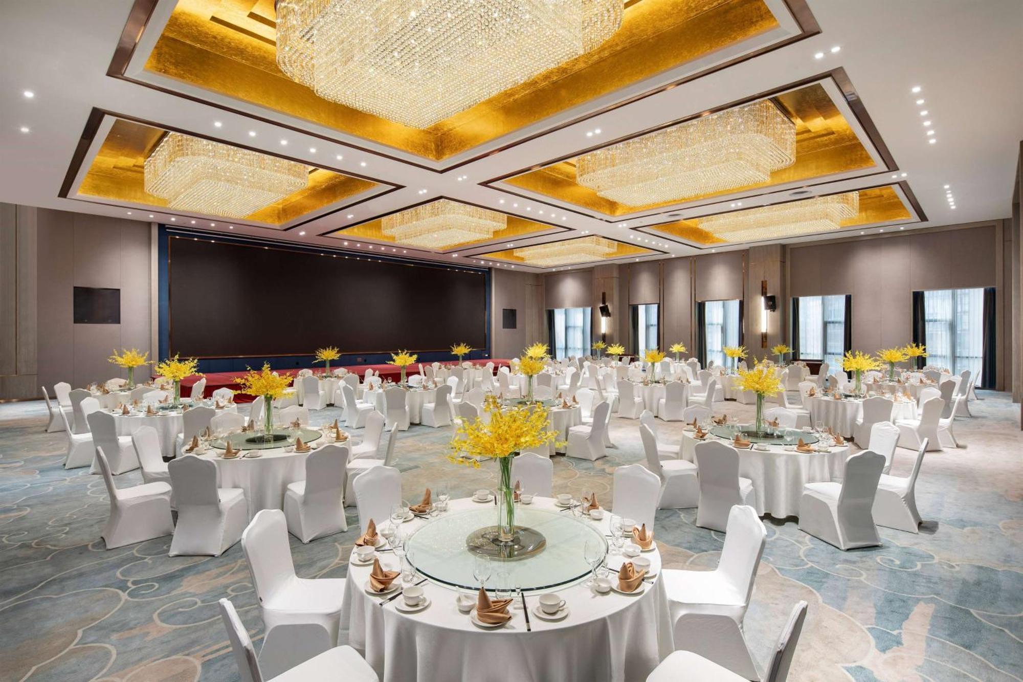 Kunming Huiyue Wyndham Hotel エクステリア 写真